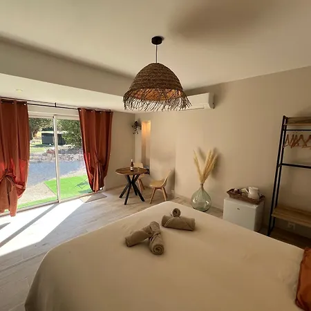 לינה וארוחת בוקר D'hote Melusine - Illimite - Nature - Les Fees Des Chenes 3*