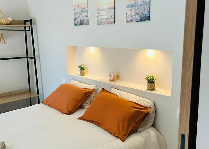 D'hote Melusine - Illimite - Nature - Les Fees Des Chenes לינה וארוחת בוקר 3*