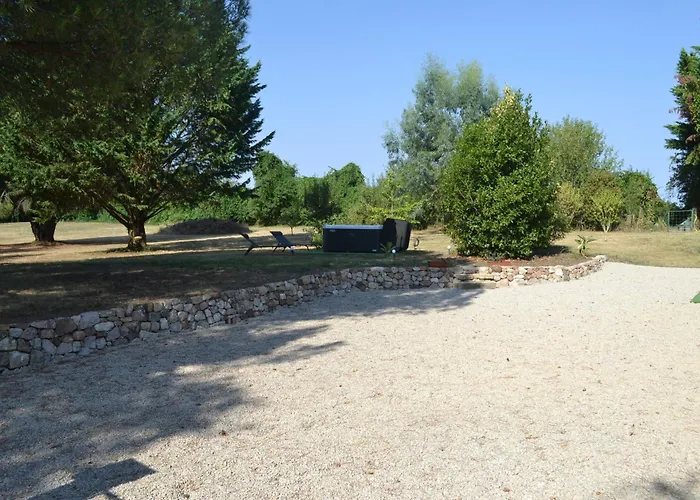 לינה וארוחת בוקר D'hote Melusine - Illimite - Nature - Les Fees Des Chenes 3*