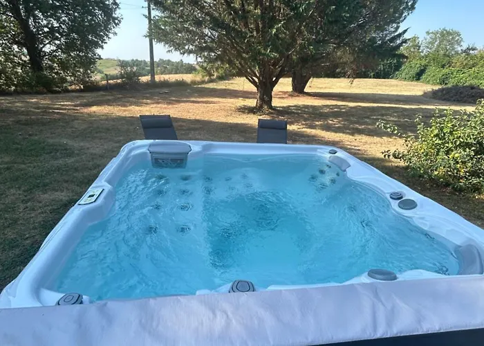 לינה וארוחת בוקר D'hote Melusine - Illimite - Nature - Les Fees Des Chenes 3*