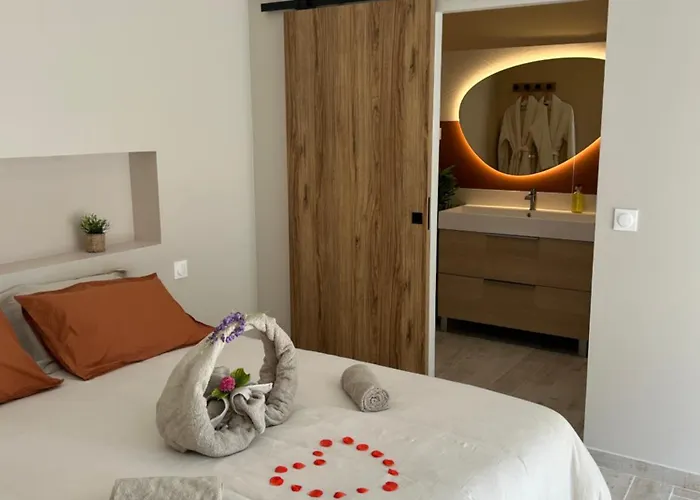 D'hote Melusine - Illimite - Nature - Les Fees Des Chenes לינה וארוחת בוקר