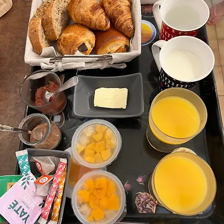 D'hote Melusine - Illimite - Nature - Les Fees Des Chenes B&B