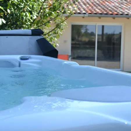 D'hote Melusine - Illimite - Nature - Les Fees Des Chenes B&B Salvagnac