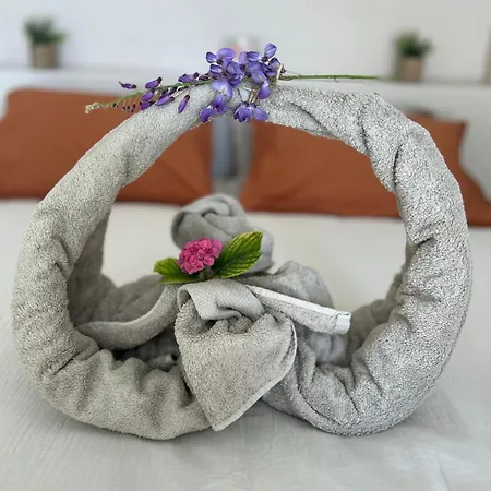 Parenthese Romantique A Deux Avec Privatif Illimite & Climatisation - Melusine - Les Fees Des Chenes 3*
