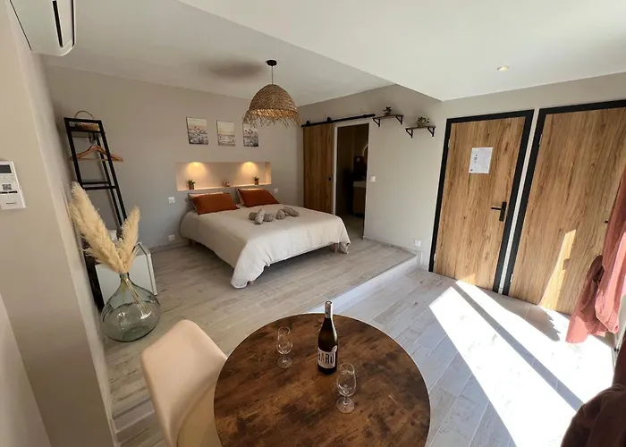 Bed & Breakfast D'hôte Mélusine - Illimité - Nature - Les Fées Des Chênes