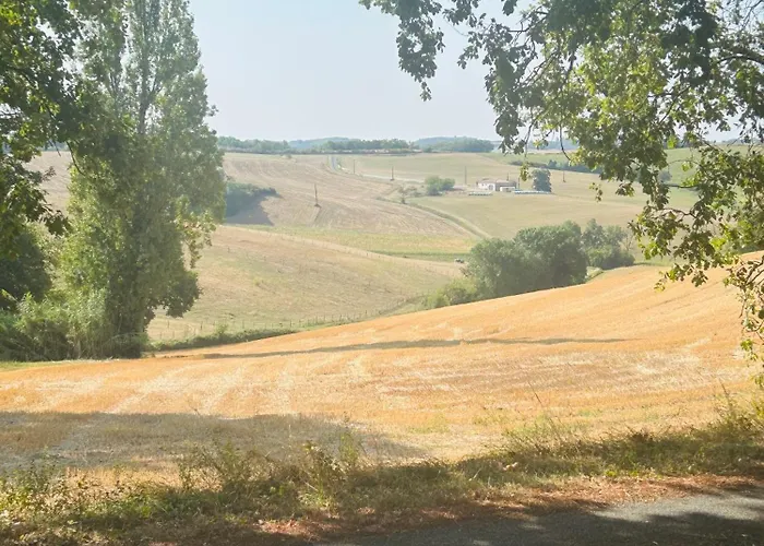 D'hôte Mélusine - Illimité - Nature - Les Fées Des Chênes Bed & Breakfast 3*